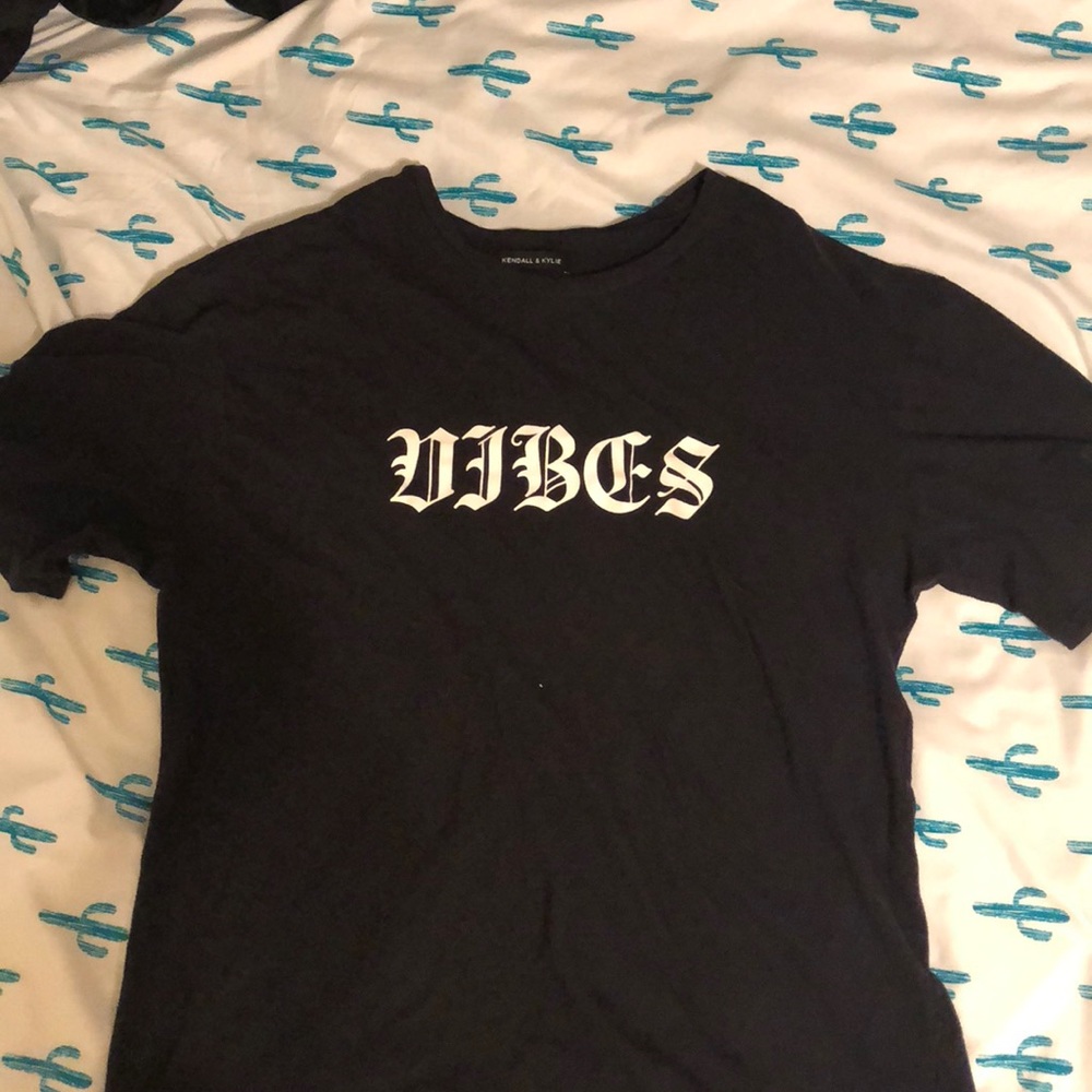 Kendall and Kylie “vibes” shirt